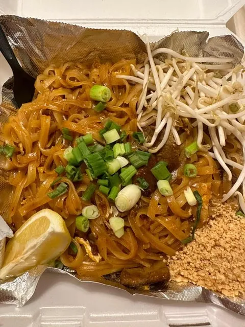 Kawser Chinese &Thai Restaurant (Halal)