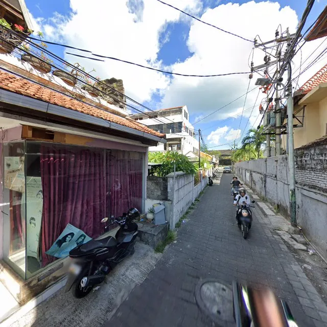 Airy Kuta Kartika Plaza Gang Puspa Ayu 12 Bali