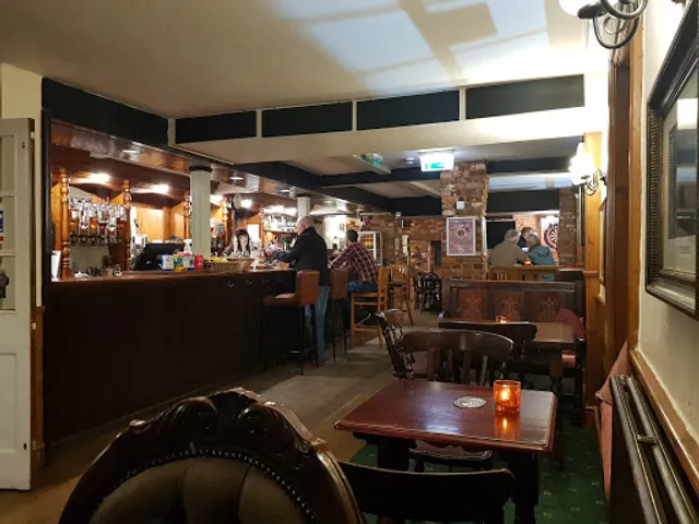 The Swan Inn - Hotel and Bar