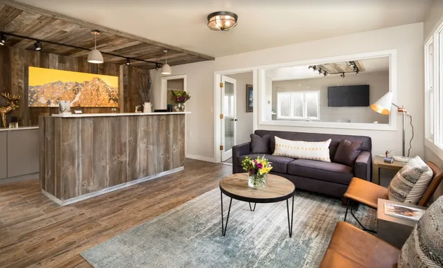 Rendezvous Mountain Rentals & Management