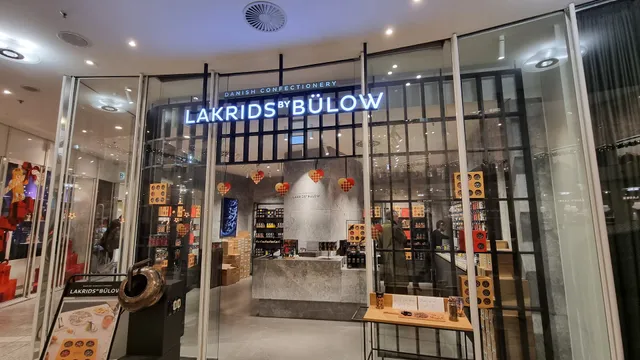 LAKRIDS BY BÜLOW Breuninger Karlspassage