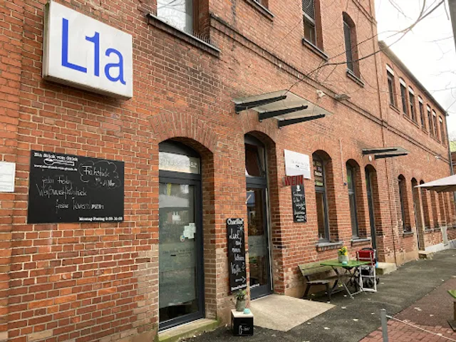 Café A Piece of happiness