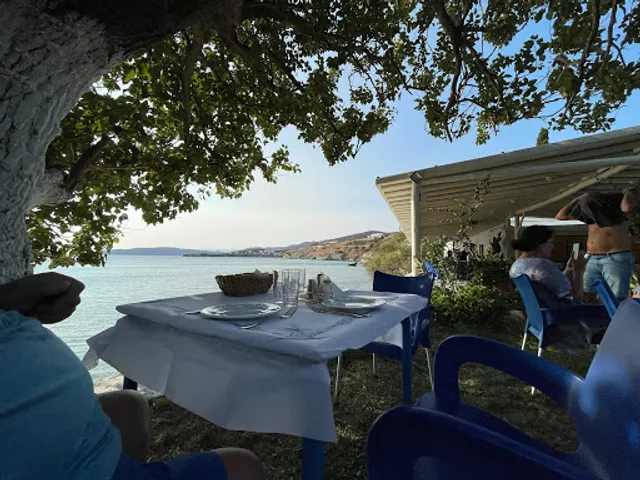 Taverna Ag. Marina, Stivari, Andros