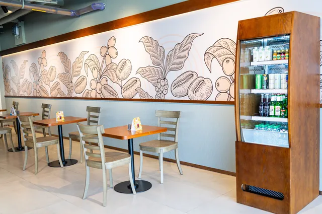 Milestones Coffee Al Raha Mall مايلستونز كافيه الراحة مول