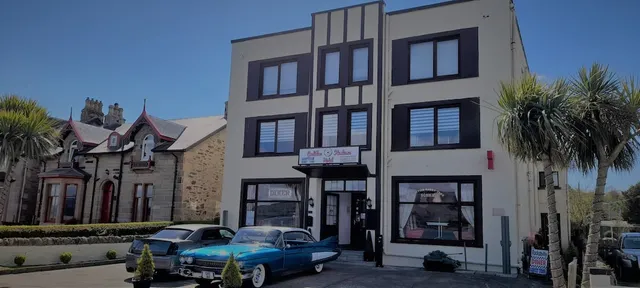 Cadillac Kustomz Guest House