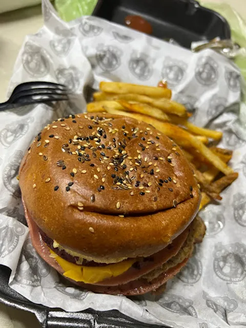 El gordo wings burger boneless