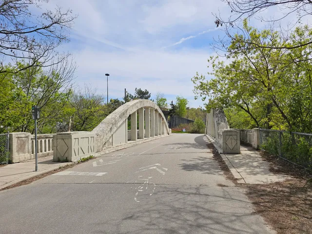 Charles Sauriol Park, Forks of the Don