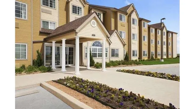 Microtel Inn & Suites by Wyndham Cotulla