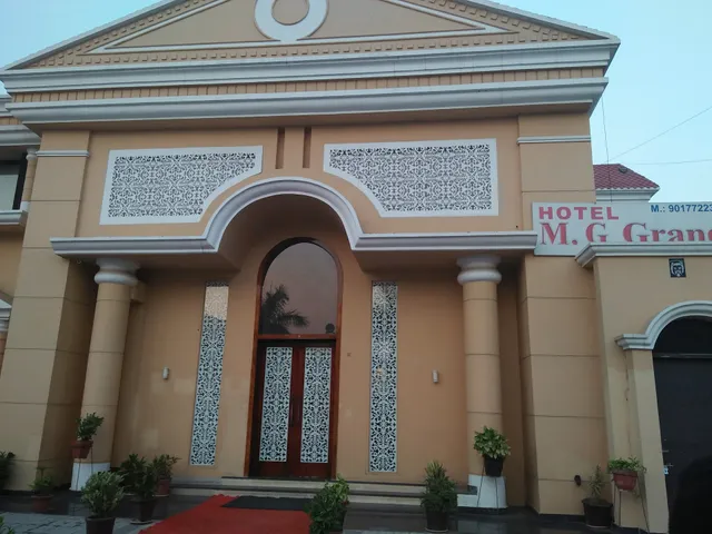 Hotel M.G Grand