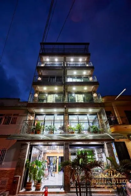 HOTEL D'LYON - PÁGINA OFICIAL