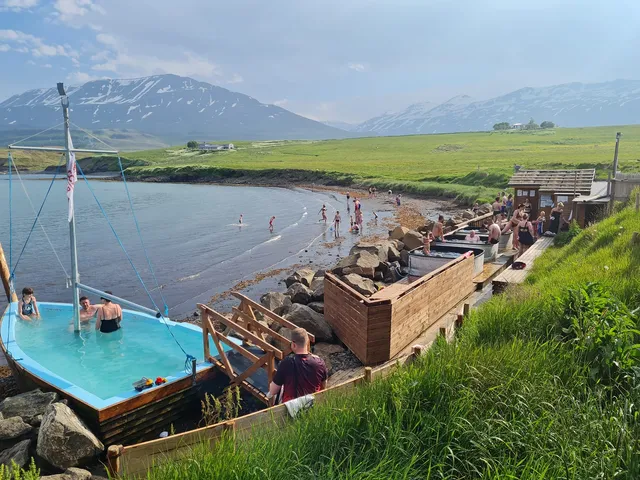 Beach baths hot tubs