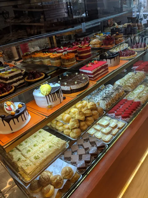 Sahar Bakery