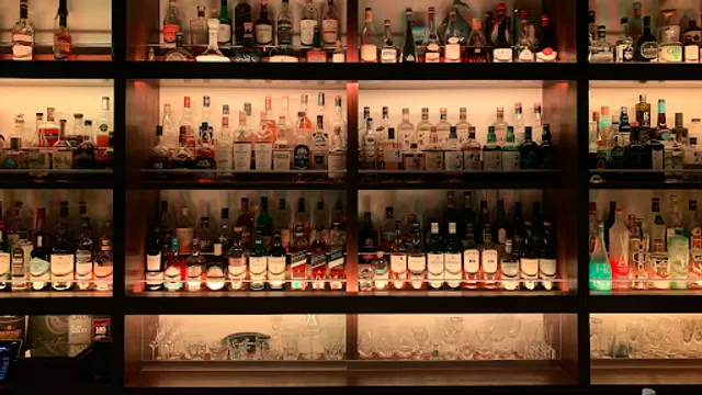 Coast Tavern THE BAR