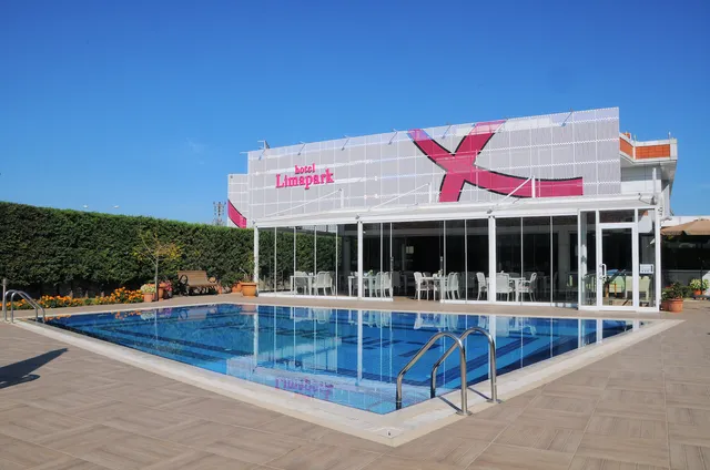 Limapark Hotel