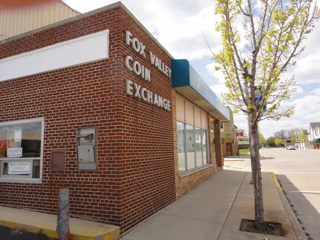 Voecks' Fox Valley Coin & Diamonds Etc.