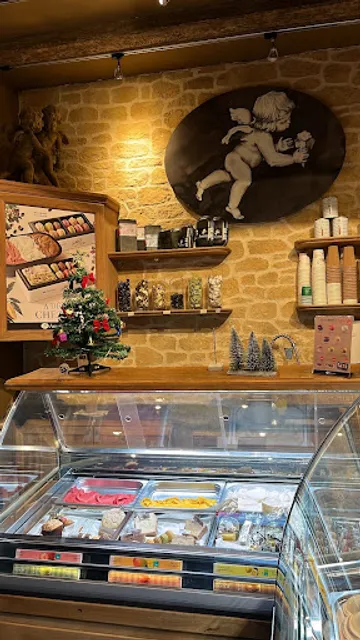 Amorino Place Royale