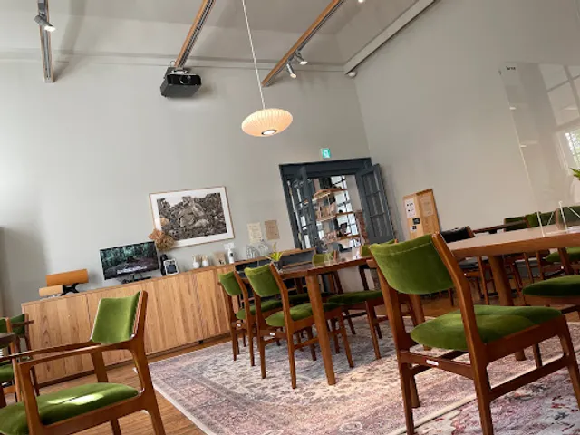 ボンヴィヴァン外宮前店