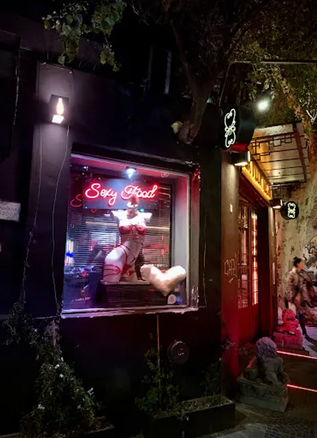 GEISHA NEGRA Restaurant Bar