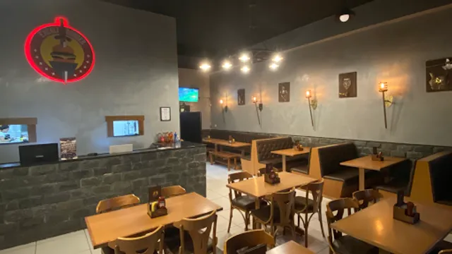 Excaliburger Santa Inês