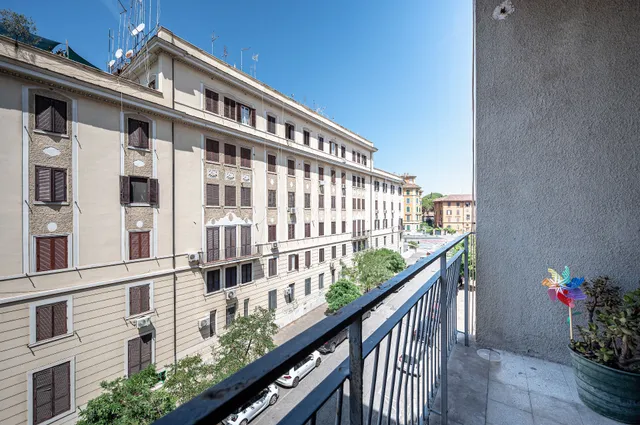 Caracciolo Apartment