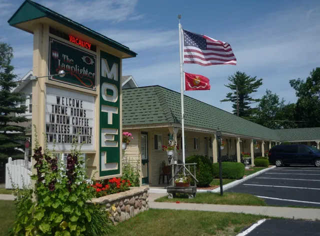 Lamplighter Motel