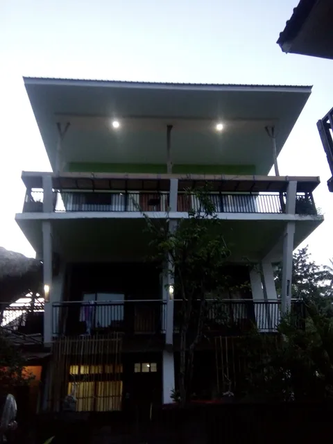 LARA HOMESTAY