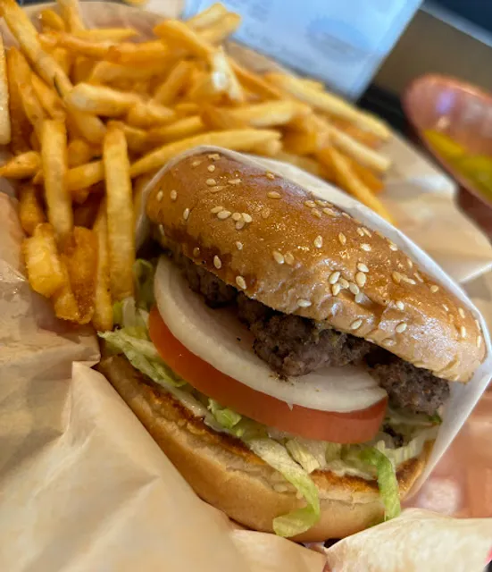 George's Bar & Grill