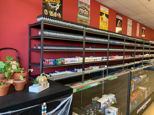 Cloud Slingers Smoke & Vape Shop