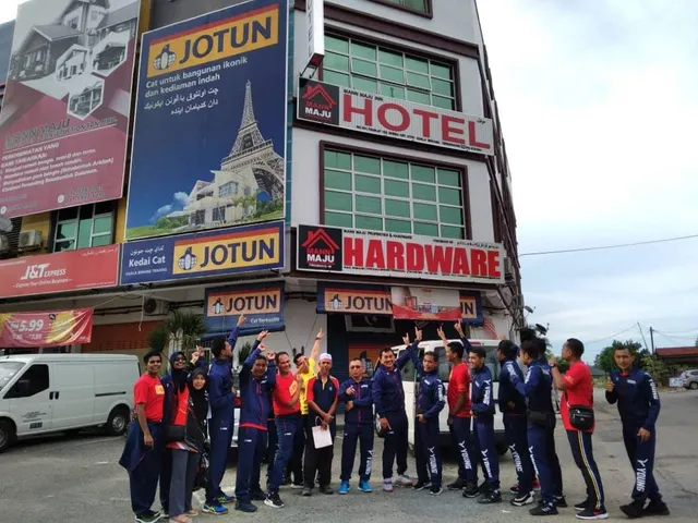 Mann Maju Inn & Hotel