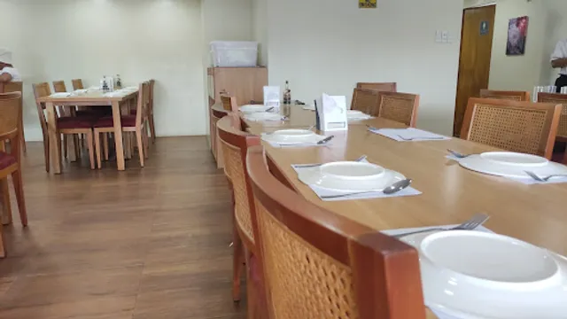 Kuy's Lechon Restaurant