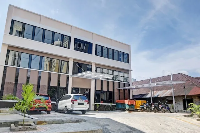 RedDoorz @ Fortune Hotel Jalan Walanda Maramis Manado