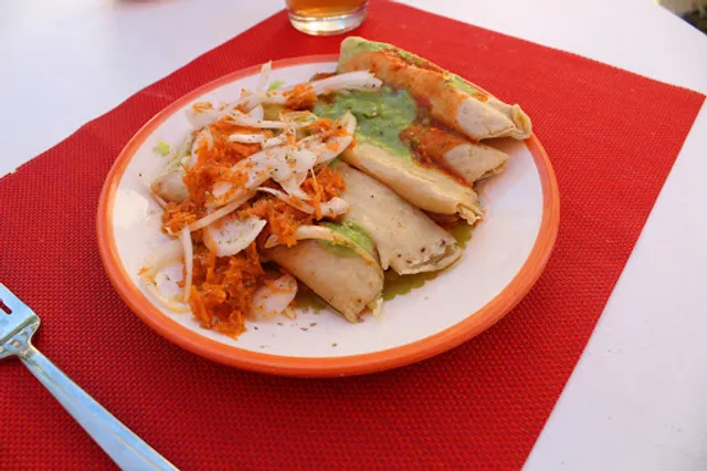 Tacos de canasta Capuleto ( Jardines)
