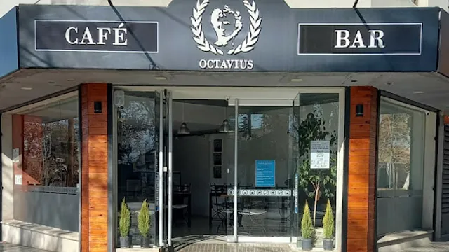 OCTAVIUS Cafe-bar
