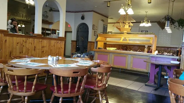 Tino's Pizzeria & Bar