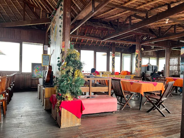 Madu Sari Hotel & Restaurant