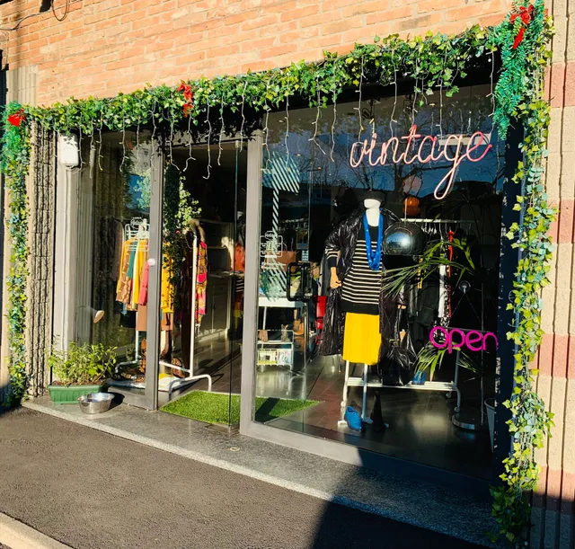 La Bottega Del Vintage