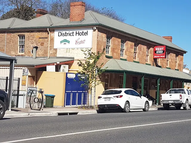 District Hotel