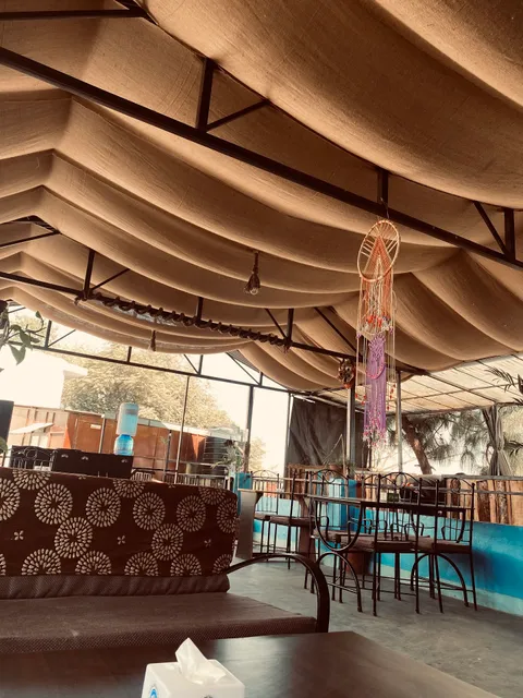 Windy Hill Hotel and Restaurant