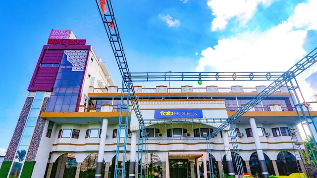 FabHotel Shimla Residency - Hotel in Ahmamau, Lucknow
