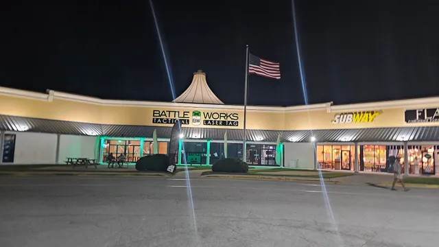 Battle Works Tactical Laser Tag & Battle Axe - Axe Throwing