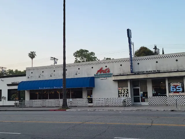 Art's Delicatessen & Restaurant