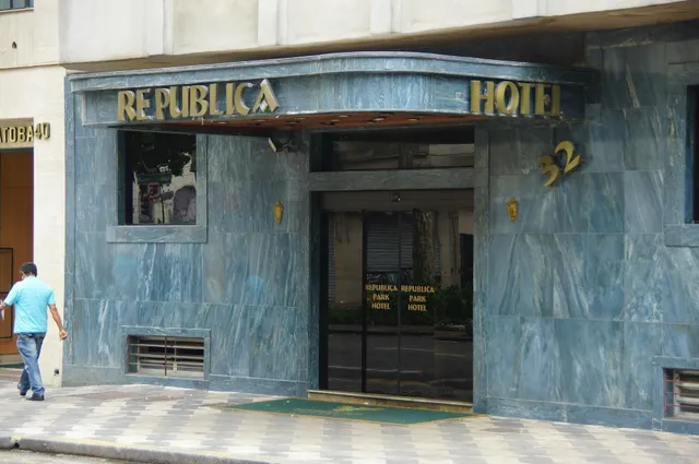 Republica Park Hotel