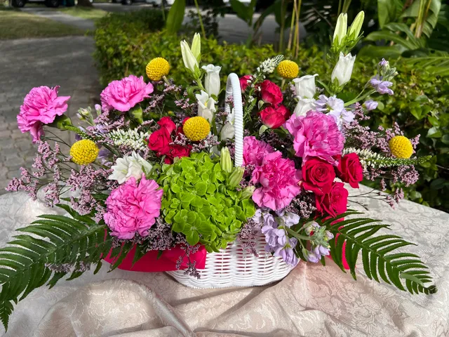 Bloom Bar Floral Designs