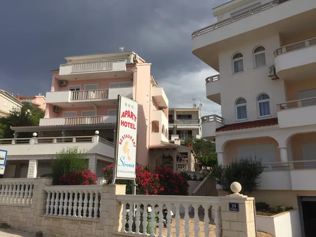 Aparthotel & Holiday Home Sirena
