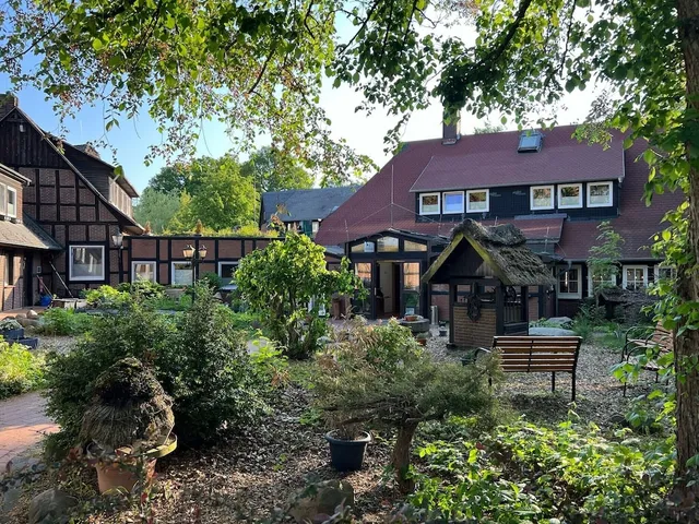 Ferien- Und Reitsport Hotel Brunnenhof