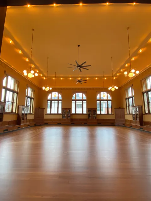 The Carnegie Center of Columbia Tusculum