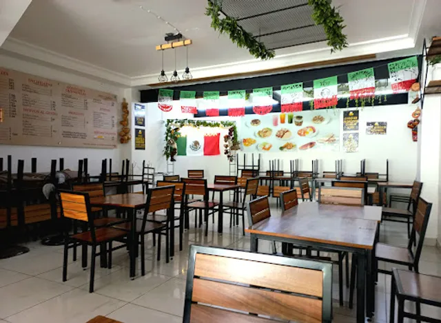 LOS CHILAQUILES DE LA GÜERA