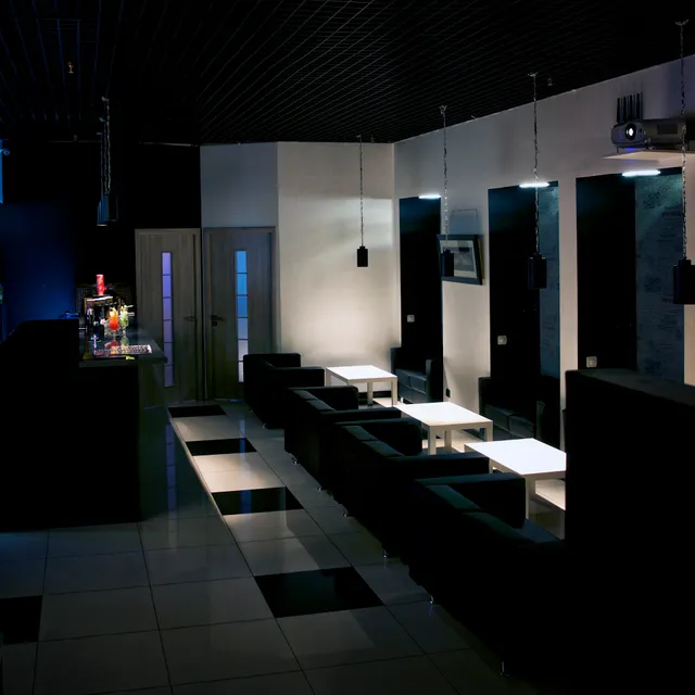 Lounge bar "THE OFFICE"