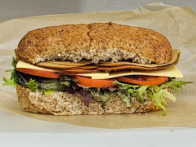 Vegan Mami : Smoothies, Sandwiches, Bowls, Herbs, and More!