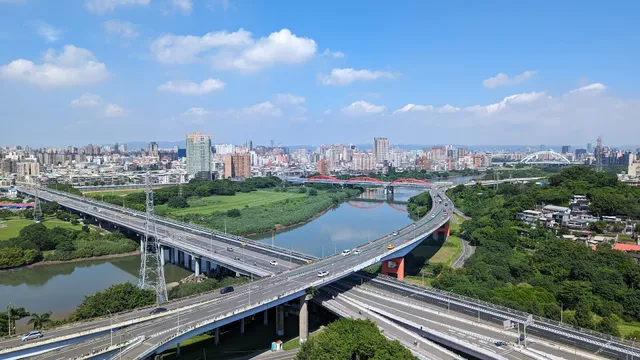 Yonghe Riverside wetlands Park